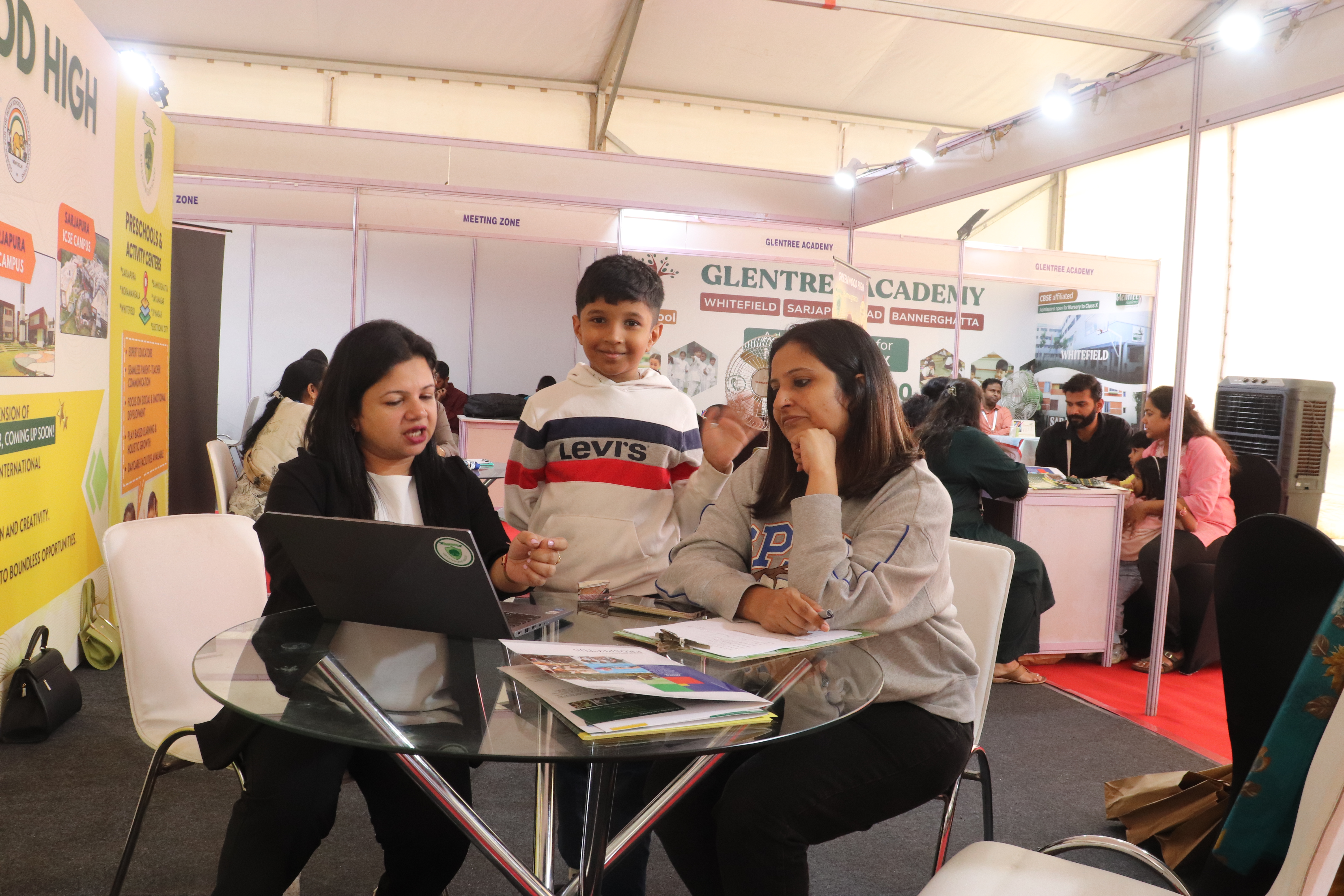 Families comparing schools